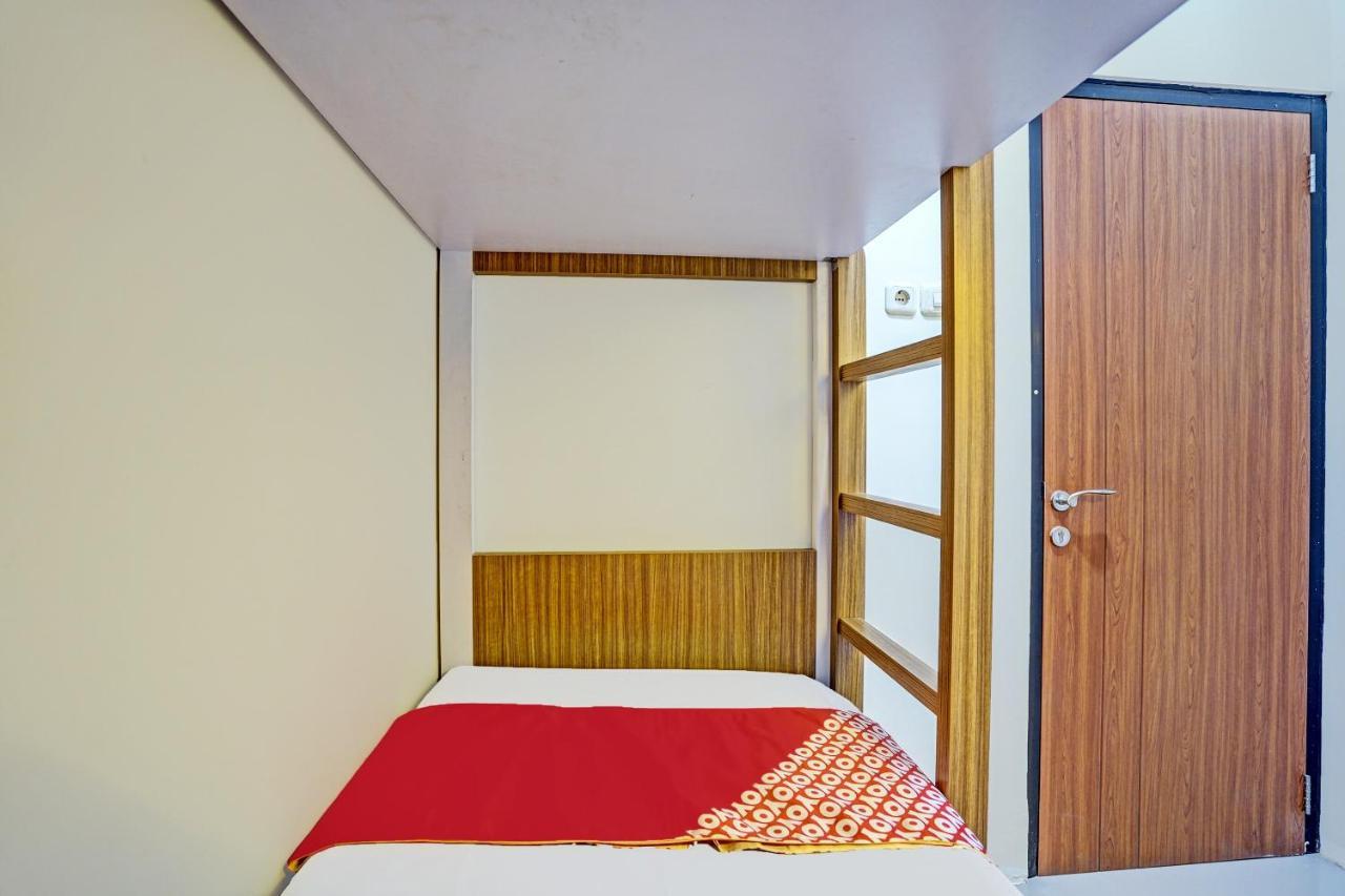 Oyo 92435 Sunlo Cozy Home Family Homestay Syariah Surabaya Eksteriør bilde