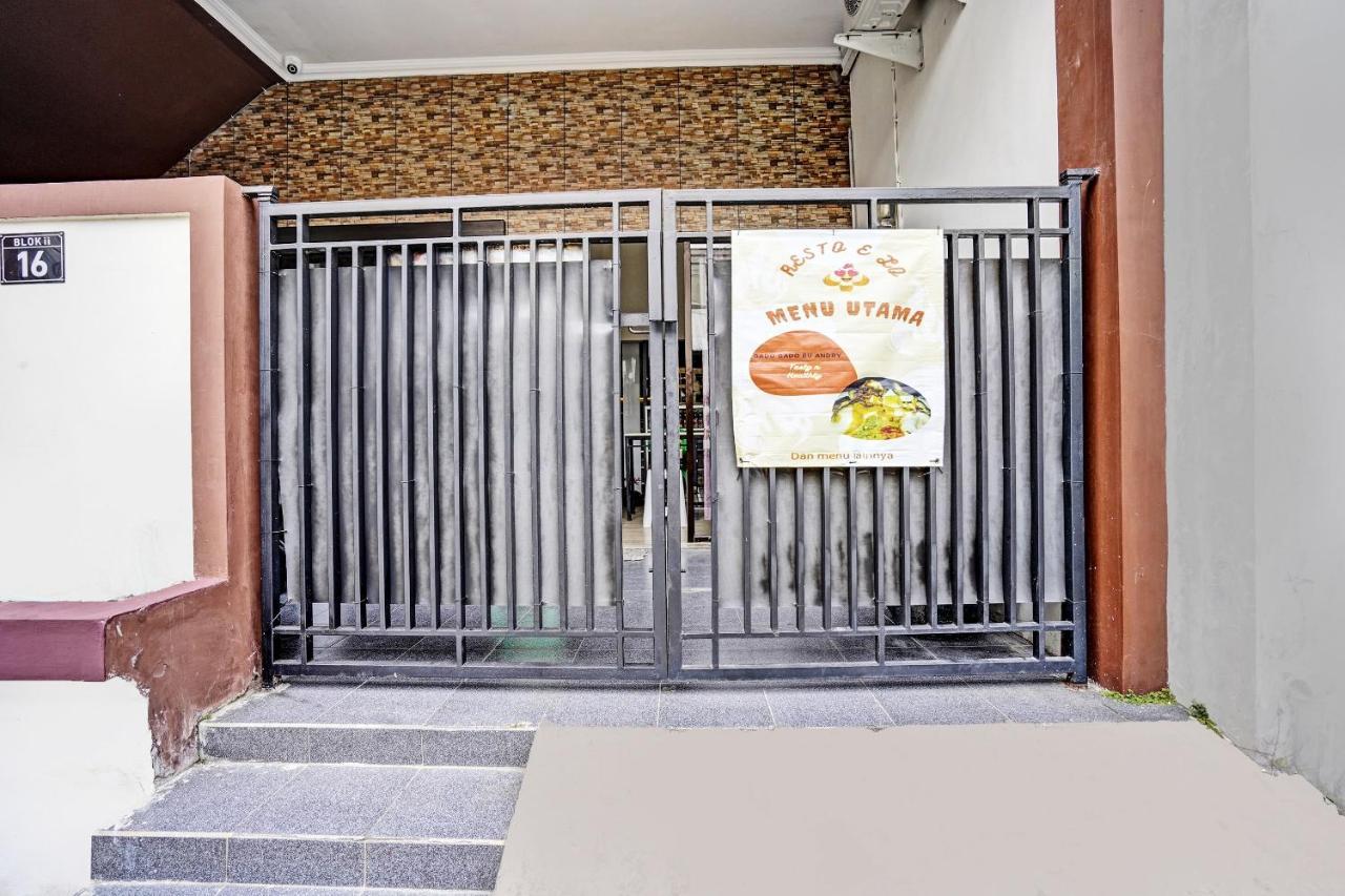 Oyo 92435 Sunlo Cozy Home Family Homestay Syariah Surabaya Eksteriør bilde