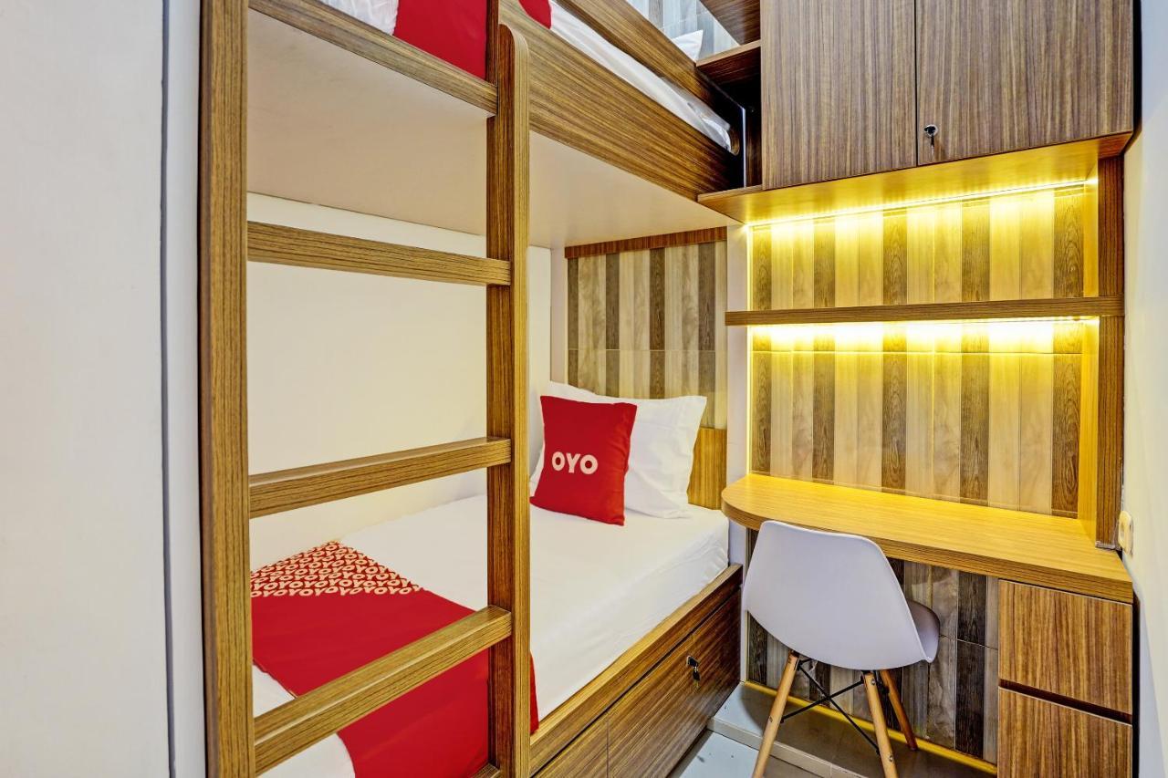 Oyo 92435 Sunlo Cozy Home Family Homestay Syariah Surabaya Eksteriør bilde